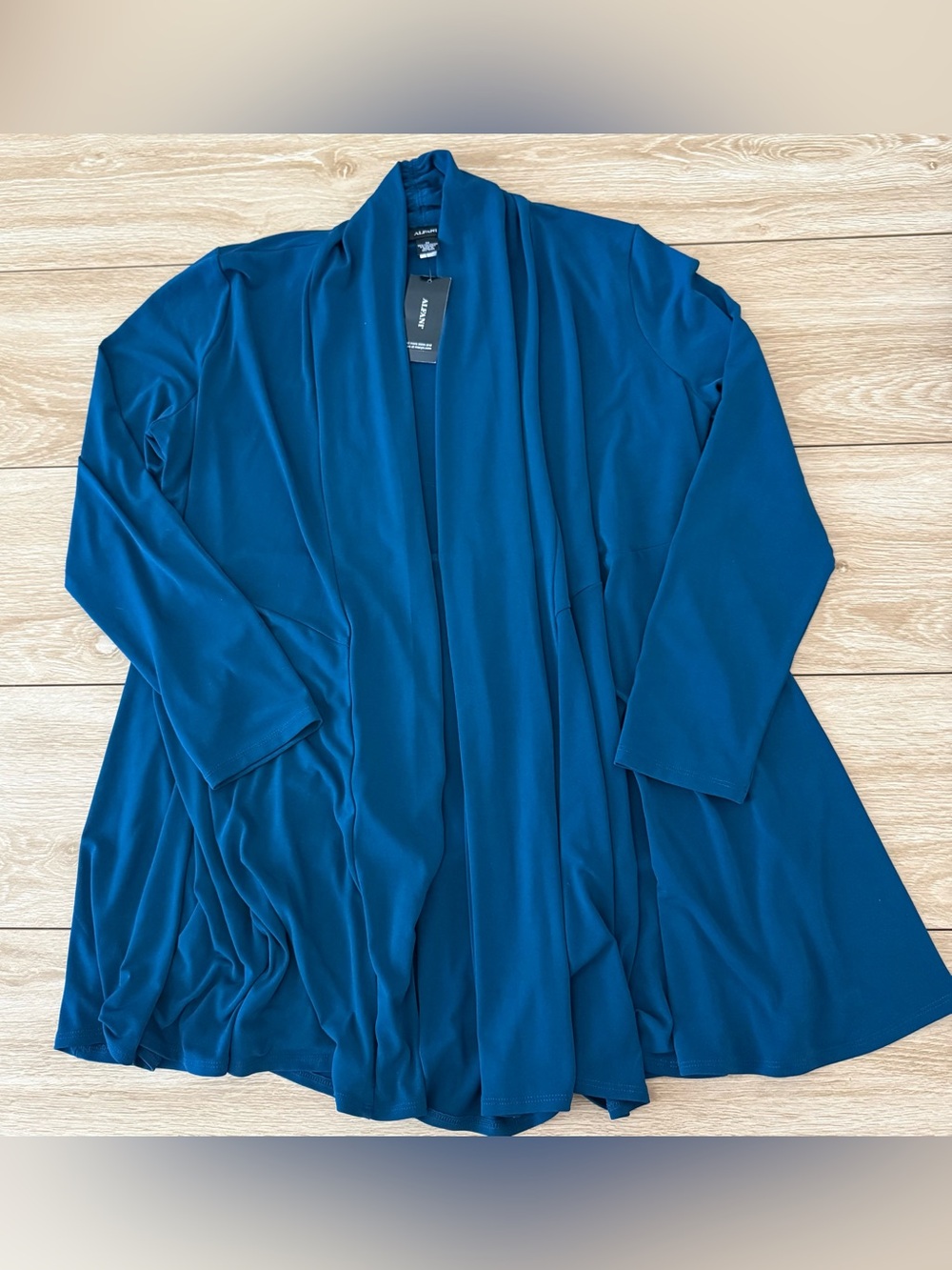 NWT Alfani Ocean Teal Cardigan Size Medium